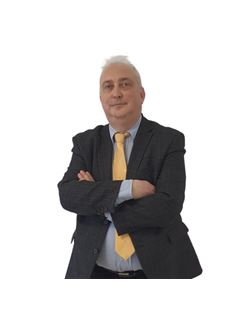 Andrea Colosimo - RE/MAX Casa Service
