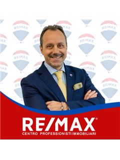 Broker/Owner - Luca Carlo Rondina - RE/MAX Centro Professionisti Immobiliari