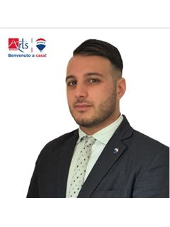 Associate in Training - Marco Catalini - RE/MAX Arts