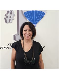Associate in Training - Anna Maria Gaglione - RE/MAX Incentro