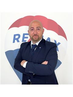 Michele Amato - RE/MAX Platinum 9
