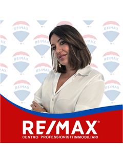 Associate in Training - Felicita Contini - RE/MAX Centro Professionisti Immobiliari