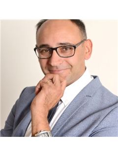 Nicola Gentile - RE/MAX Quality Immobiliare