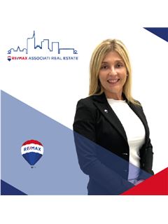 Assistente in formazione - Elena Fischetti - RE/MAX Associati Real Estate