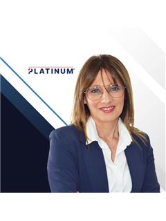 Lucia Angeloni - RE/MAX Platinum 6