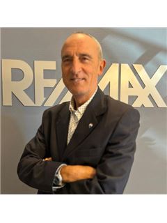 Associate in Training - Renzo Piaceri - RE/MAX Golden House 6