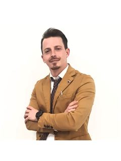 Edoardo Campoluongo - RE/MAX Futuro Casa