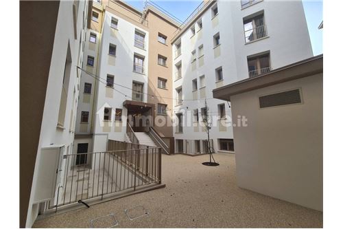 Residential - Condo/Apartment - Milan - Italy
