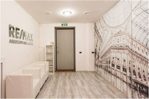 Residential - Condo/Apartment - Milan - Italy - 21010285-80 , RE/MAX ...