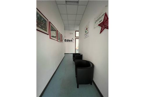 Commercial - Commercial/Retail - Bari - Italy