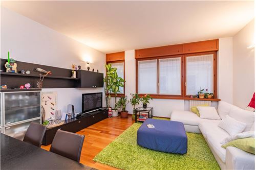 Residential - Condo/Apartment - Saronno - Italy