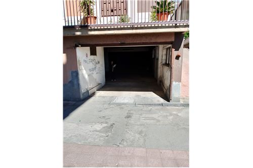 Residential - Garage - Catania - Italy - 30721031-469 , RE/MAX Global ...