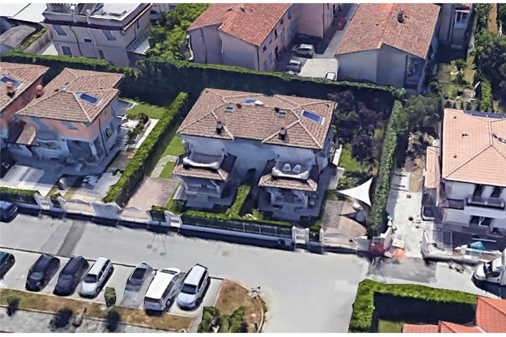 Residential Townhouse Pietrasanta Italy 3242109751 , RE/MAX