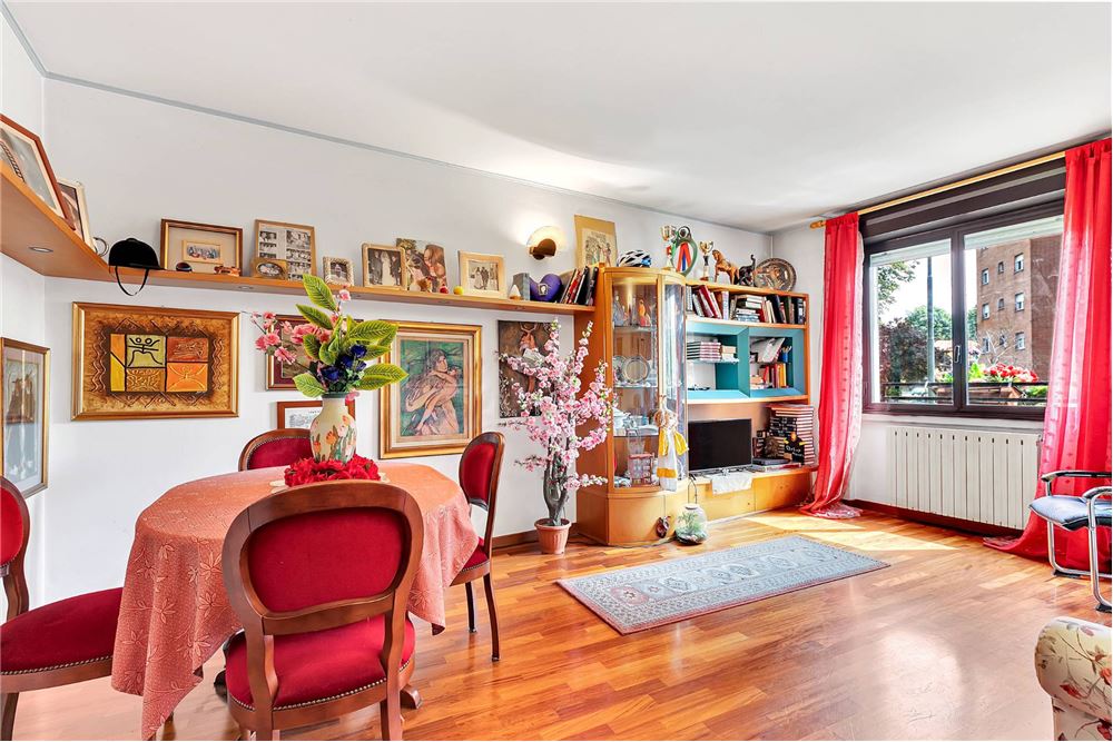 Residential Condo/Apartment Milan Italy 334911681 , RE/MAX