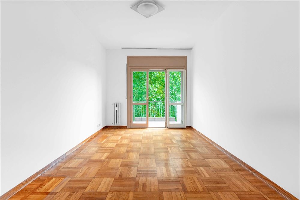 Residential Condo/Apartment Milan Italy 20901037344 , RE/MAX