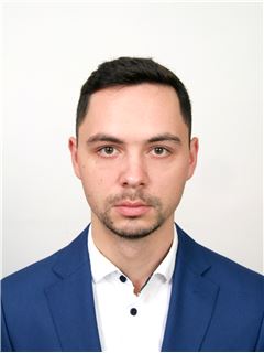 Associate in Training - Dominik Dubrović - RE/MAX Commercial