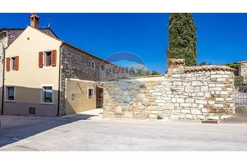 Za prodaju-Kuća -Buje  -  Buje, Hrvatska-300441010-493