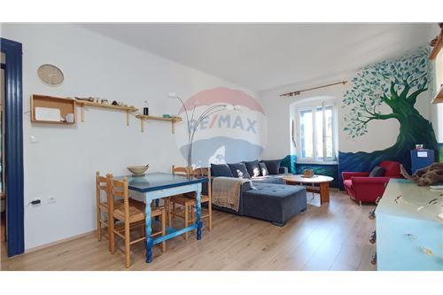 Te Koop-Appartement-Zamet  -  Rijeka, Kroatië-300031144-63