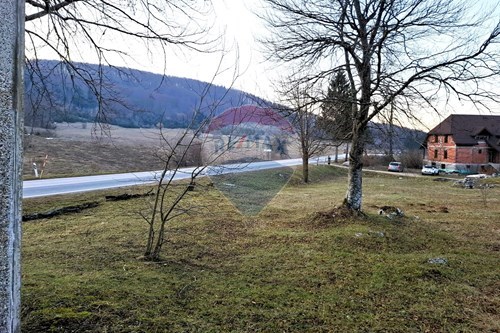 Za prodaju-Građevinsko zemljište-Jezerce  -  Plitvička Jezera, Hrvatska-300261103-1065