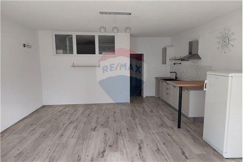 Za prodaju-Stan / apartman za najam-Okrug Gornji  -  Okrug, Hrvatska-300131004-633