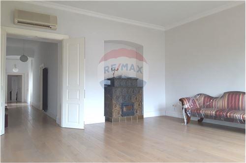For Rent/Lease-Condo/Apartment-Donji grad  -  Donji grad, Croatia-300261081-142