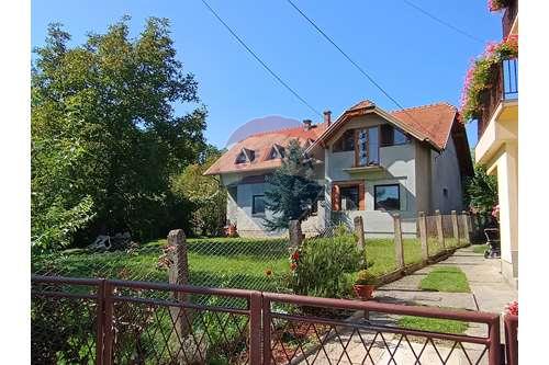 На продажу-Отдельно стоящий дом-Remete  -  Maksimir, Хорватия-300261094-56