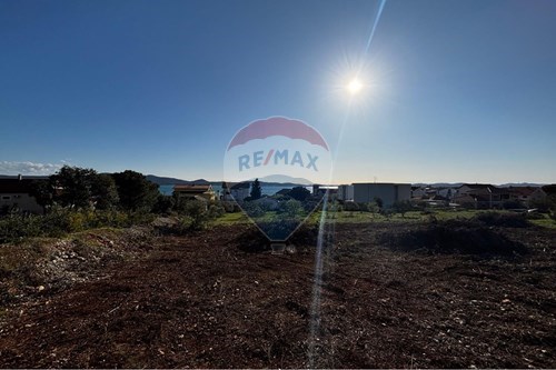 Za prodaju-Građevinsko zemljište-Sukošan  -  Sukošan, Hrvatska-300501008-3394