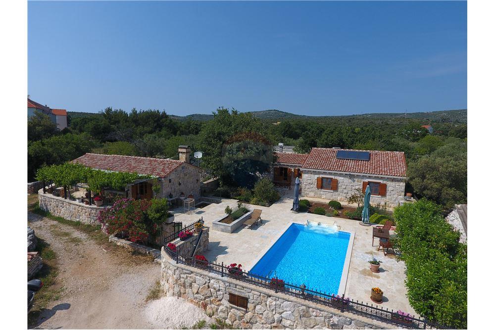 Kuća  - Za prodaju - Rogoznica, Hrvatska - 1 - 300351012-1