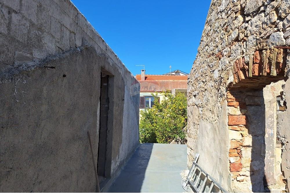 Kuća posebne arhitekture - Za prodaju - Preko, Hrvatska - 9f1b9c79-a244-4258-9efb-8b5ffe42b830.jpeg - 300501008-4234