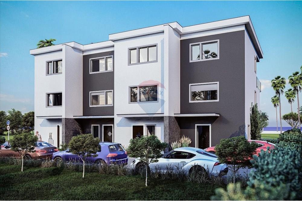 Cijela zgrada sa stanovima - Za prodaju - Vrsi, Hrvatska - WhatsApp Image 2025-03-11 at 09.57.50_4043c90d.jpg - 300501008-4293