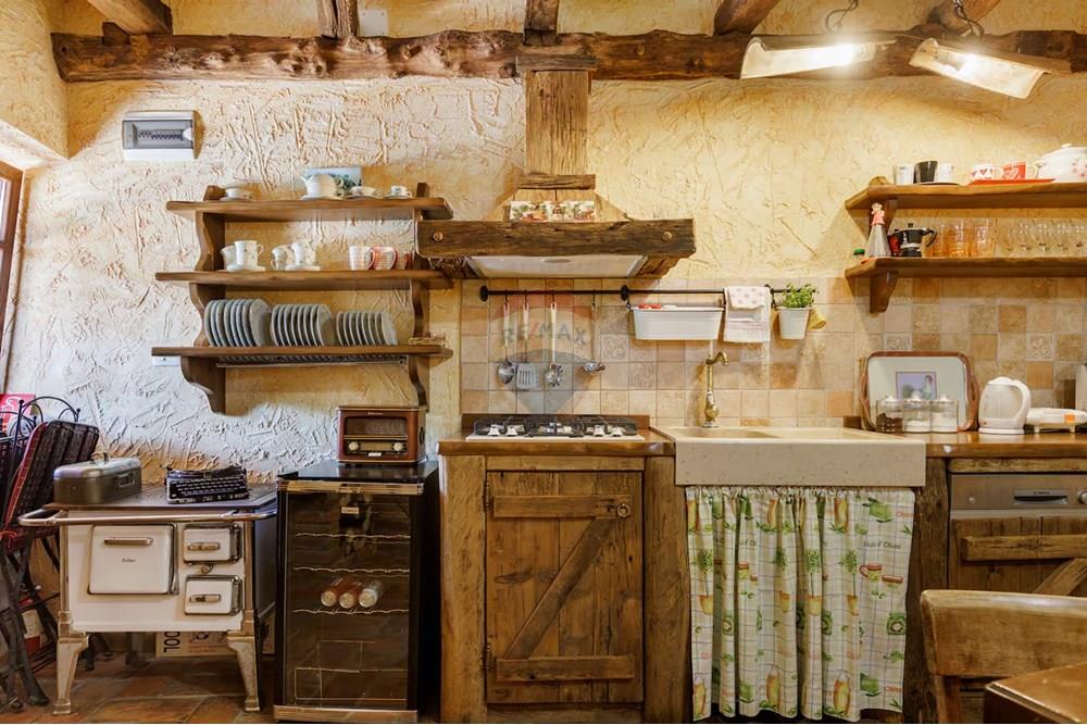 Kuća  - Za prodaju - Mošćenička Draga, Hrvatska - 5.jpg - 300421024-864