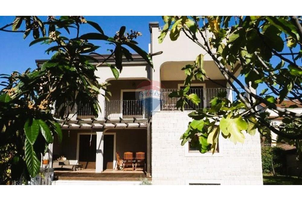 Kuća  - Za prodaju - Umag, Hrvatska - 1765536544_img-20251208-wa0001.jpg - 300441023-3