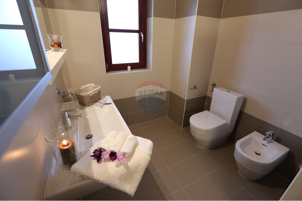 Vila - Za prodaju - Svetvinčenat, Hrvatska - IMG_8576 - Copy - Copy.JPG - 300261158-44