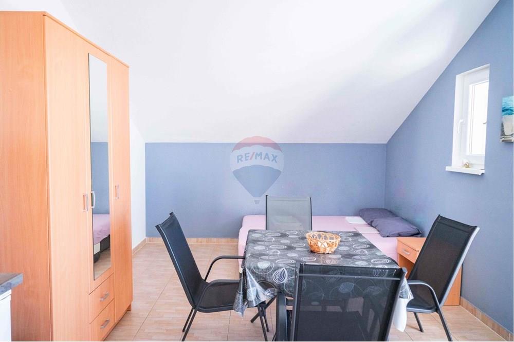 Stan-Apartman - Za prodaju - Novalja, Hrvatska - prostran-ugodan-penthouse-centru-novalje-otok-pag-slika-251023574.jpg - 300411003-3023