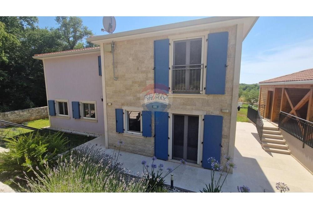 Kuća  - Za prodaju - Rovinj, Hrvatska - 1763723998_20250704_160359.jpg - 300571006-369