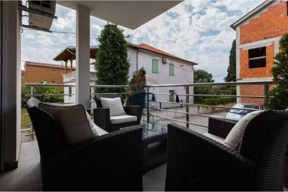 Stan-Apartman - Za prodaju - Biograd Na Moru, Hrvatska - 70319149.jpg - 300411003-3063