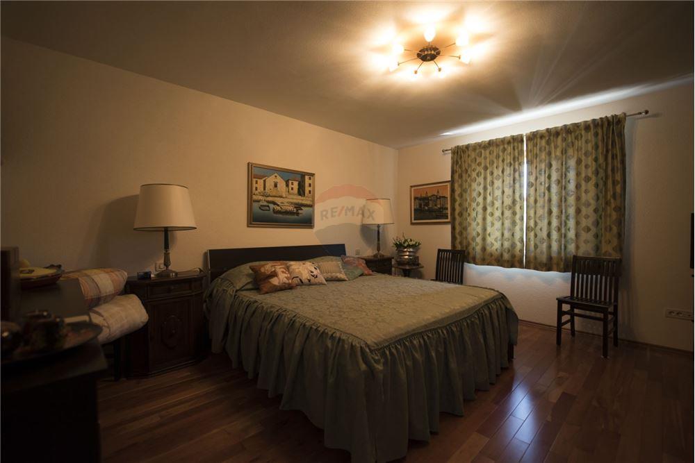 Kuća  - Za prodaju - Rogoznica, Hrvatska - 51 - 300351012-1