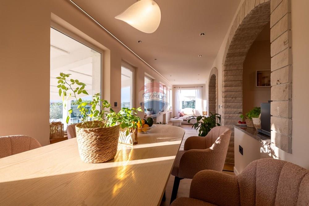 Kuća  - Za prodaju - Poreč, Hrvatska - 1771531223_47.jpg - 300391032-406