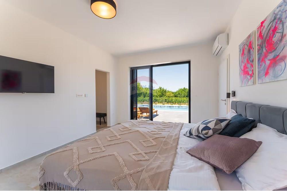 Kuća  - Za prodaju - Labin, Hrvatska - 583fedfd-a4cf-408f-ae87-0391dd9ebe40.jpg - 300291007-407