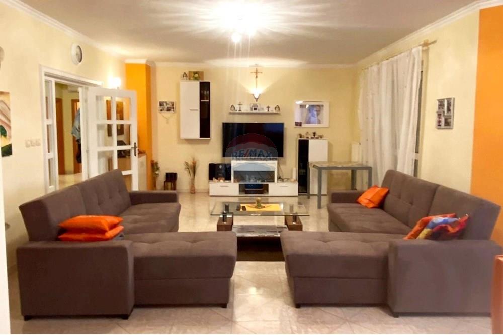 Kuća  - Za prodaju - Umag, Hrvatska - 1752140503_img-20250327-wa0048.jpg - 300441011-266