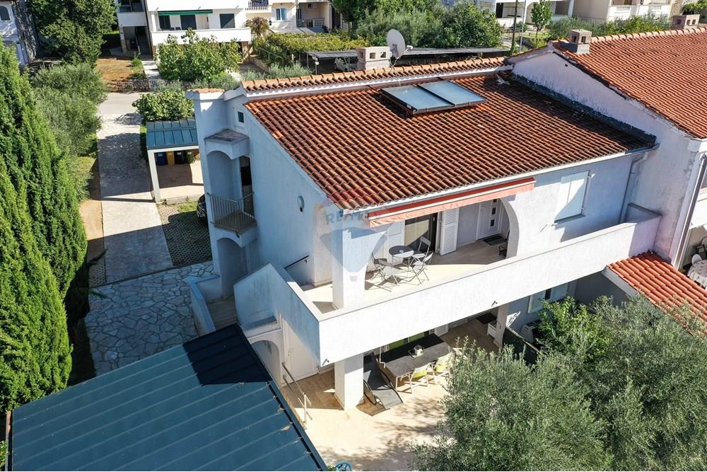 Kuća  - Za prodaju - Punat, Hrvatska - DJI_0285.jpg - 300621005-223