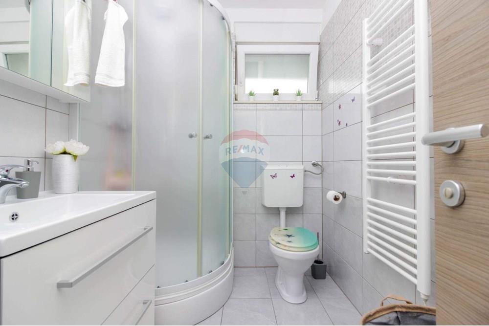 Stan-Apartman - Za prodaju - Zadar, Hrvatska - WhatsApp Image 2025-12-12 at 15.14.46.jpeg - 300501008-6054