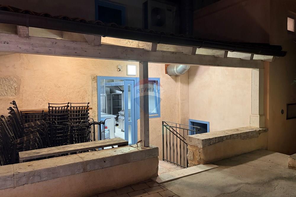 Kuća  - Za prodaju - Krk, Hrvatska - image00052.jpeg - 300811003-200