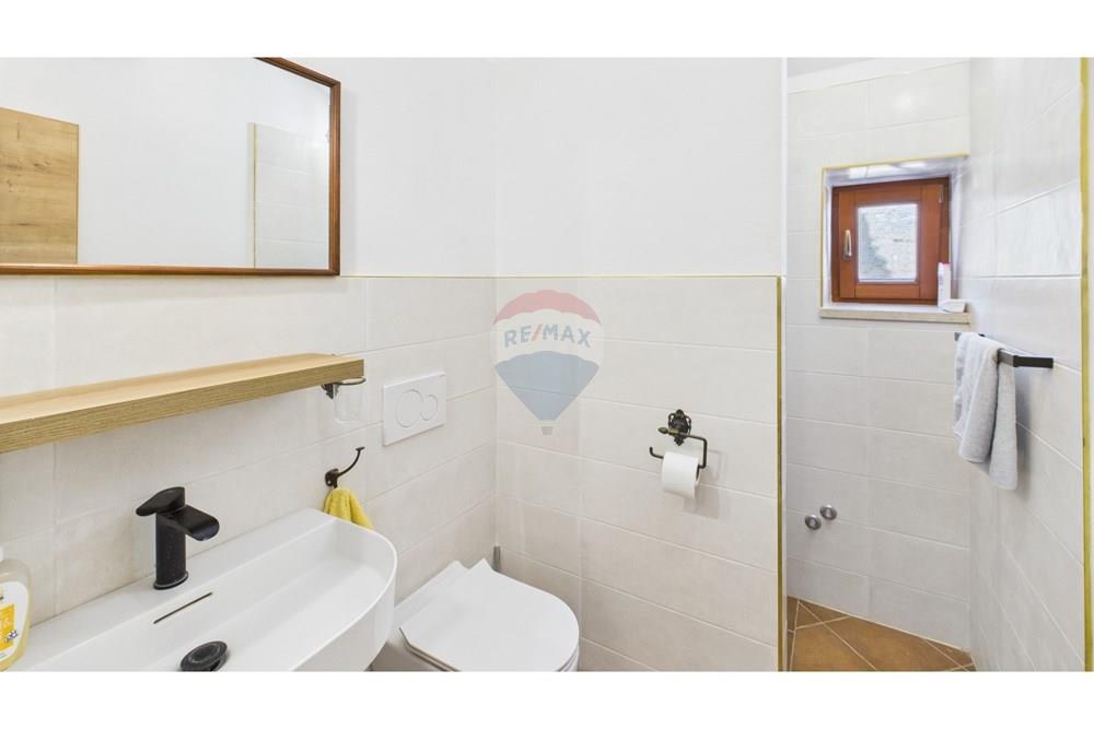 Kuća  - Za prodaju - Buje, Hrvatska - 64.jpg - 300441010-493