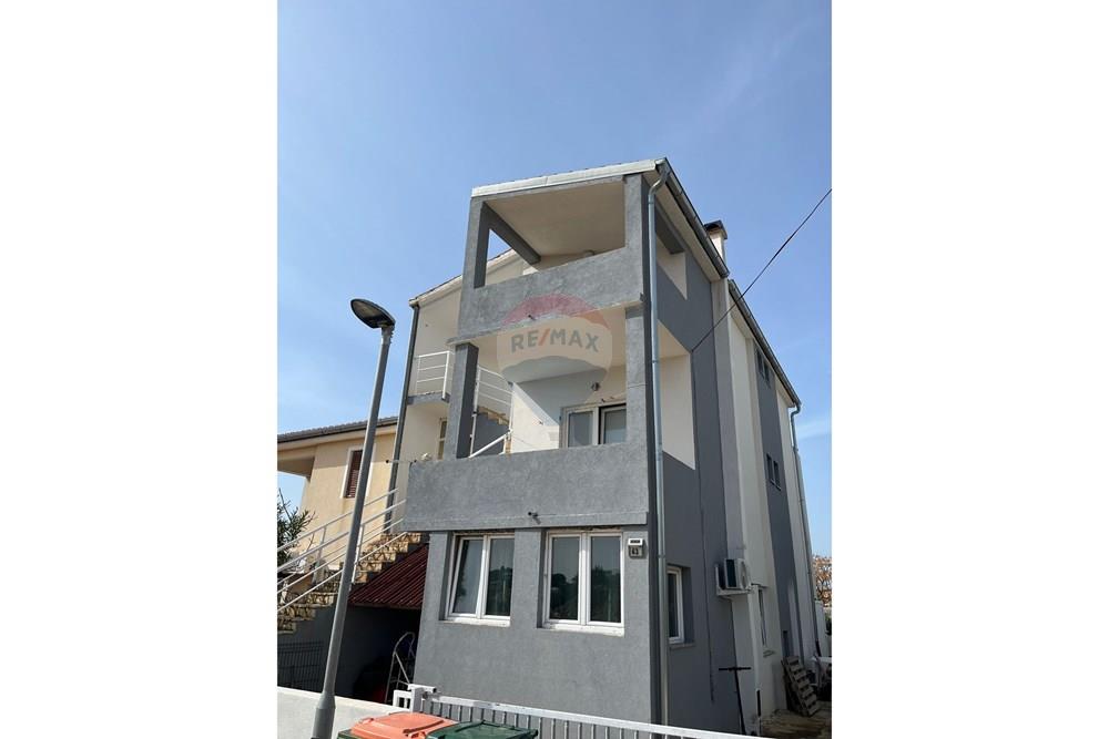 Kuća  - Za prodaju - Vrsi, Hrvatska - 5vanka.jpg - 300501033-83