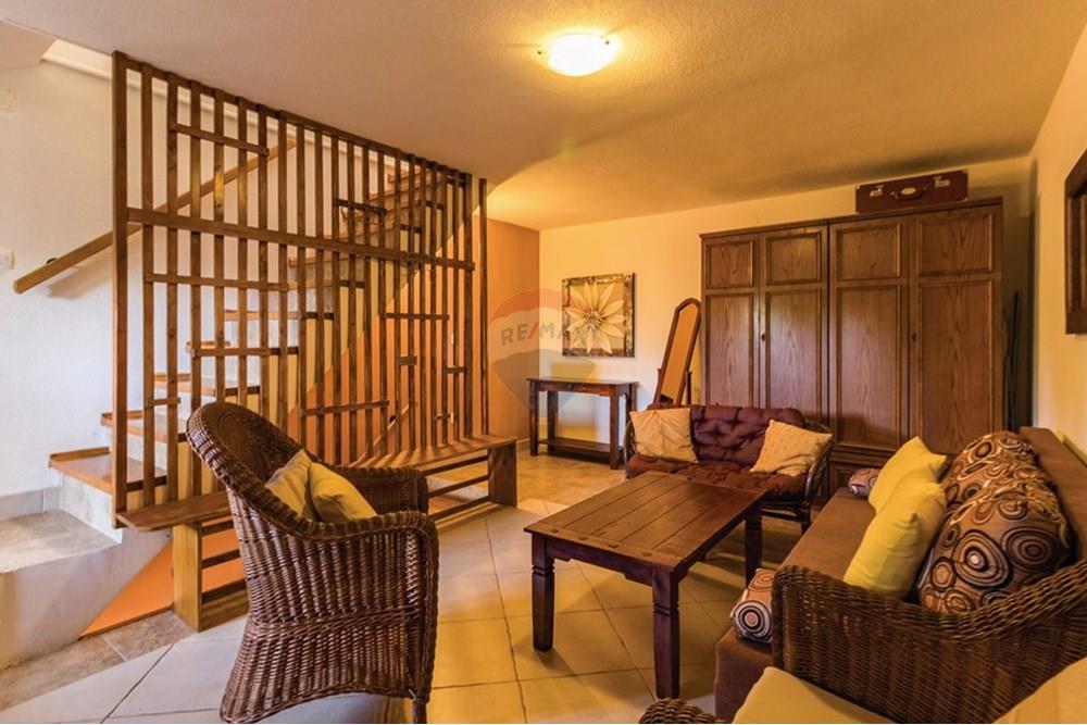 Kuća  - Za prodaju - Barban, Hrvatska - cil691_indoor_01.jpg - 300291006-763