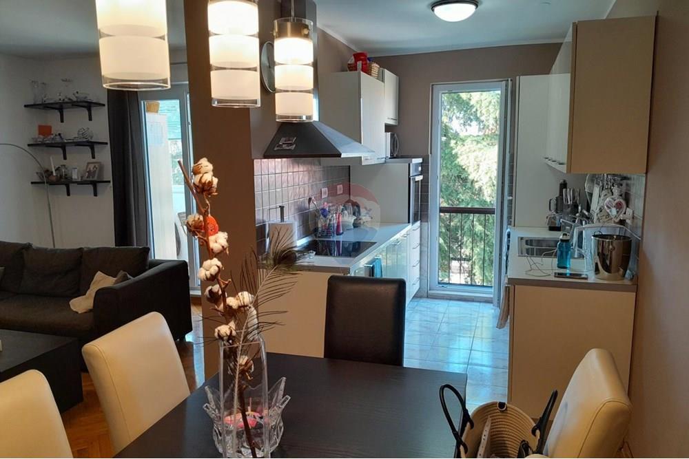 Residential - Condo/Apartment - Fažana, Croatia - HR - 1759269929_20250927_112430.jpg - 300041089-471