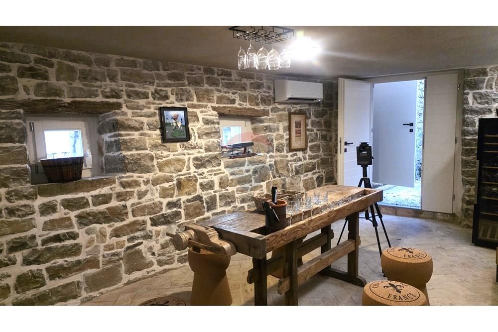 Kuća  - Za prodaju - Oprtalj, Hrvatska - 50.jpg - 300441010-524