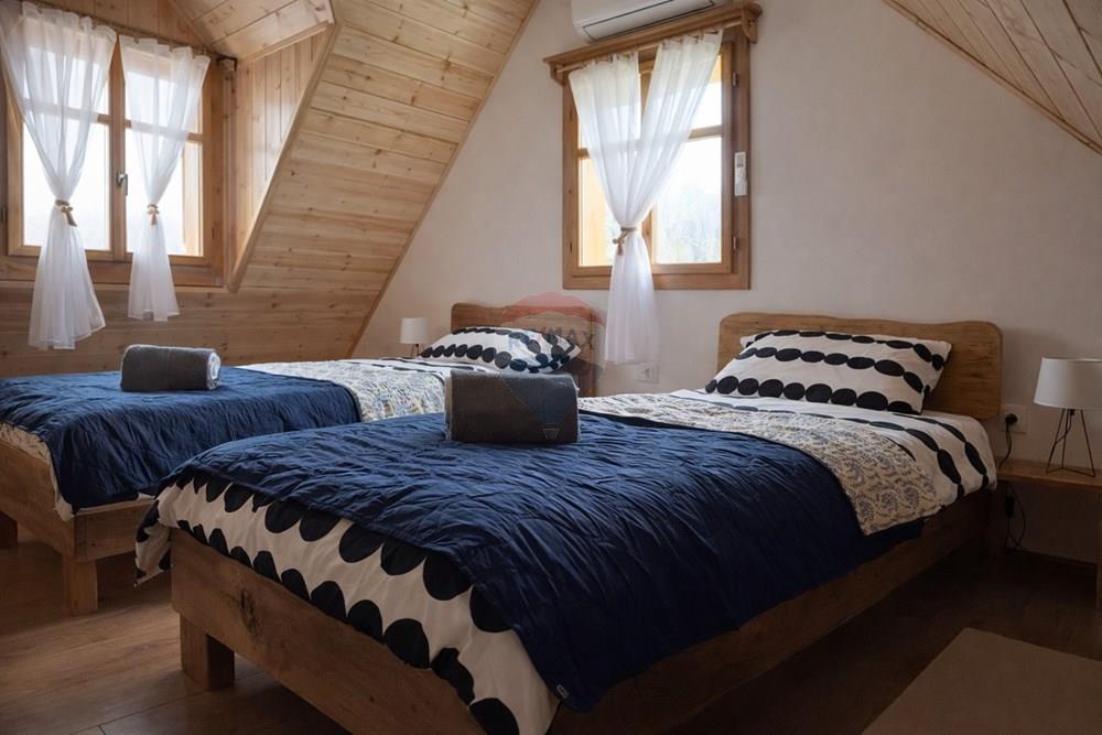 Vacation Property - Za prodaju - Duga Resa, Hrvatska - ff883d11-b15a-46f5-a6c0-24e80ad4c303.jpeg - 300261103-1022