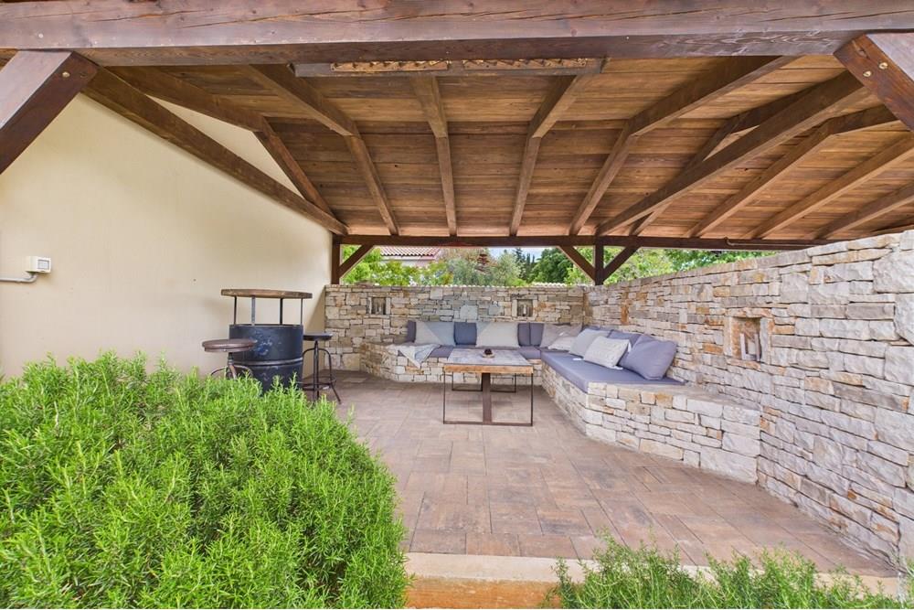 Kuća  - Za prodaju - Svetvinčenat, Hrvatska - CAM04300G0-PR0062-STILL033.jpg - 300041074-618